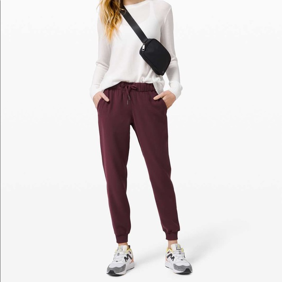 lululemon athletica Pants - Lululemon On the Fly Jogger *woven 14